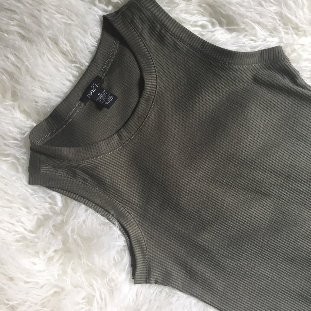 NWOT Olive Green Ribbed High Neck Midi Bodycon M